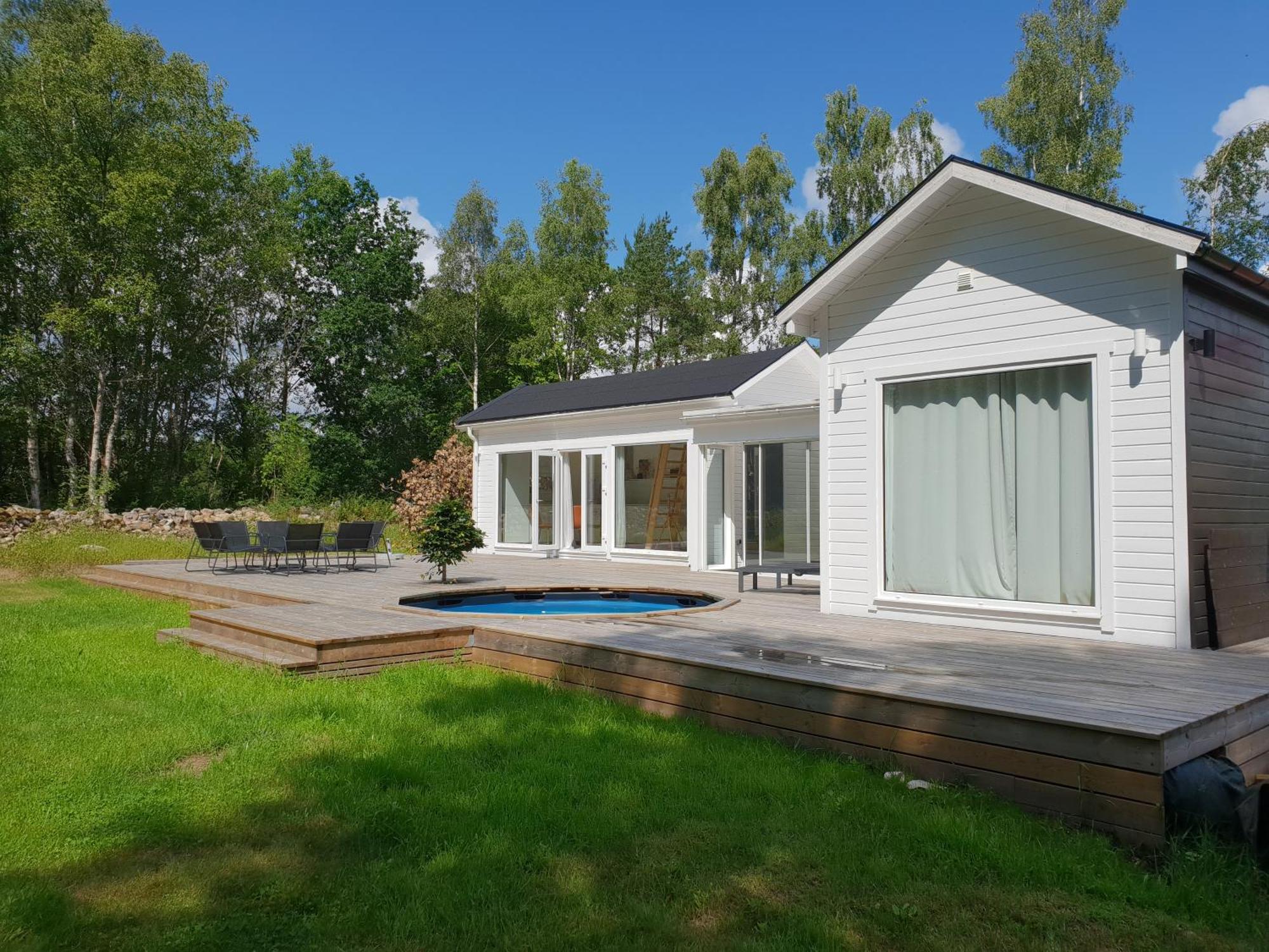 Cabin In The Forest With Spa Bath Västra Torup Extérieur photo